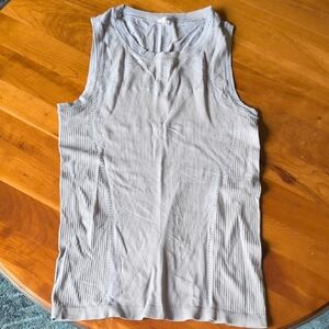 Athleta Heather Gray Perforated Top